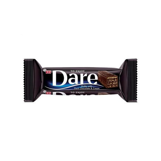 Dare wafer with dark chocolate and cream